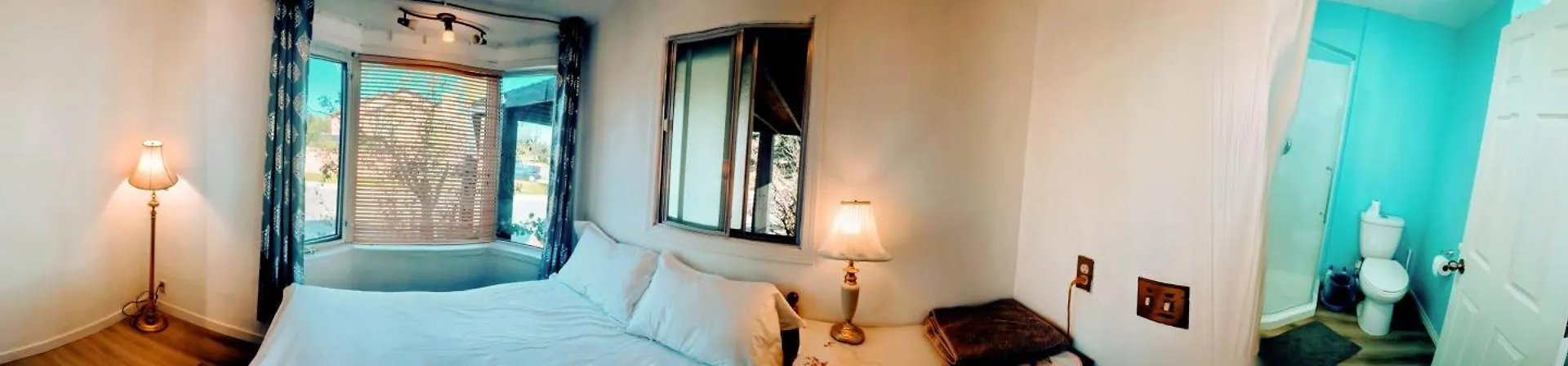 Calgary Star Cozy Home 0*,  Canada