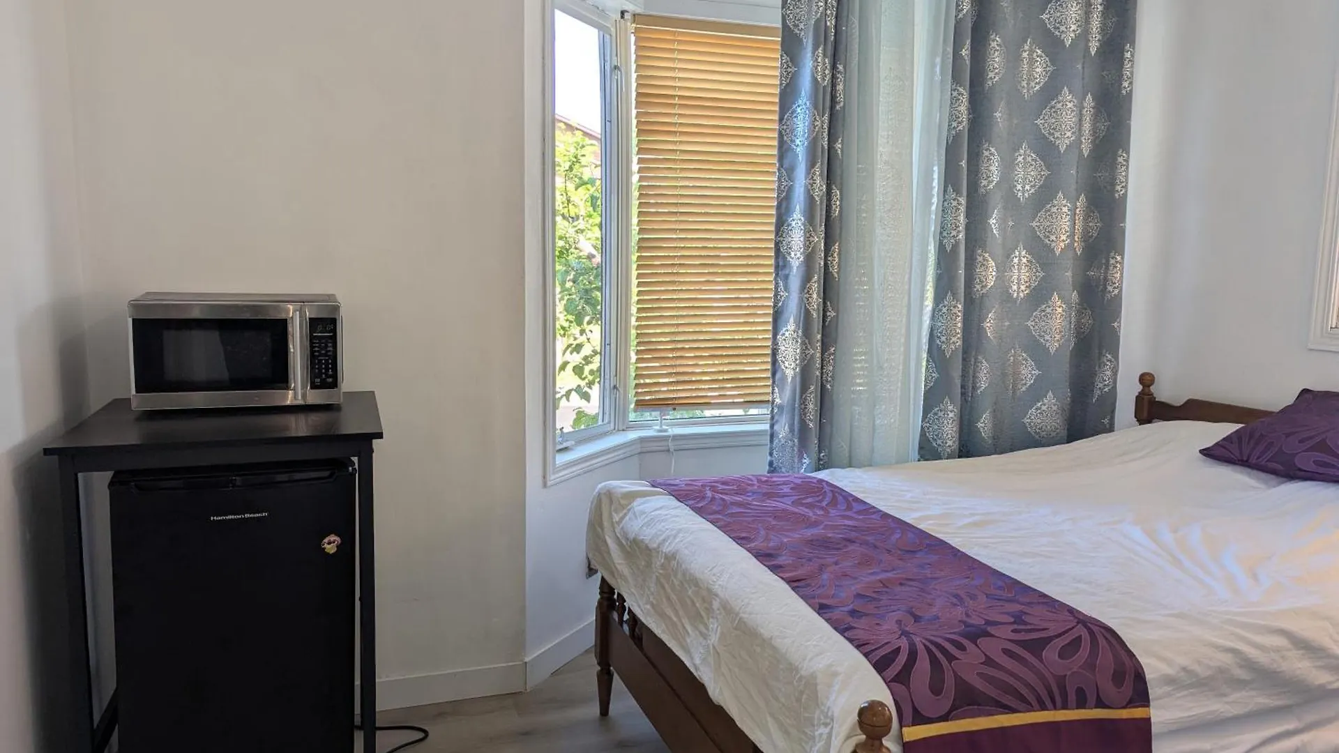Calgary Star Cozy Home Guest house