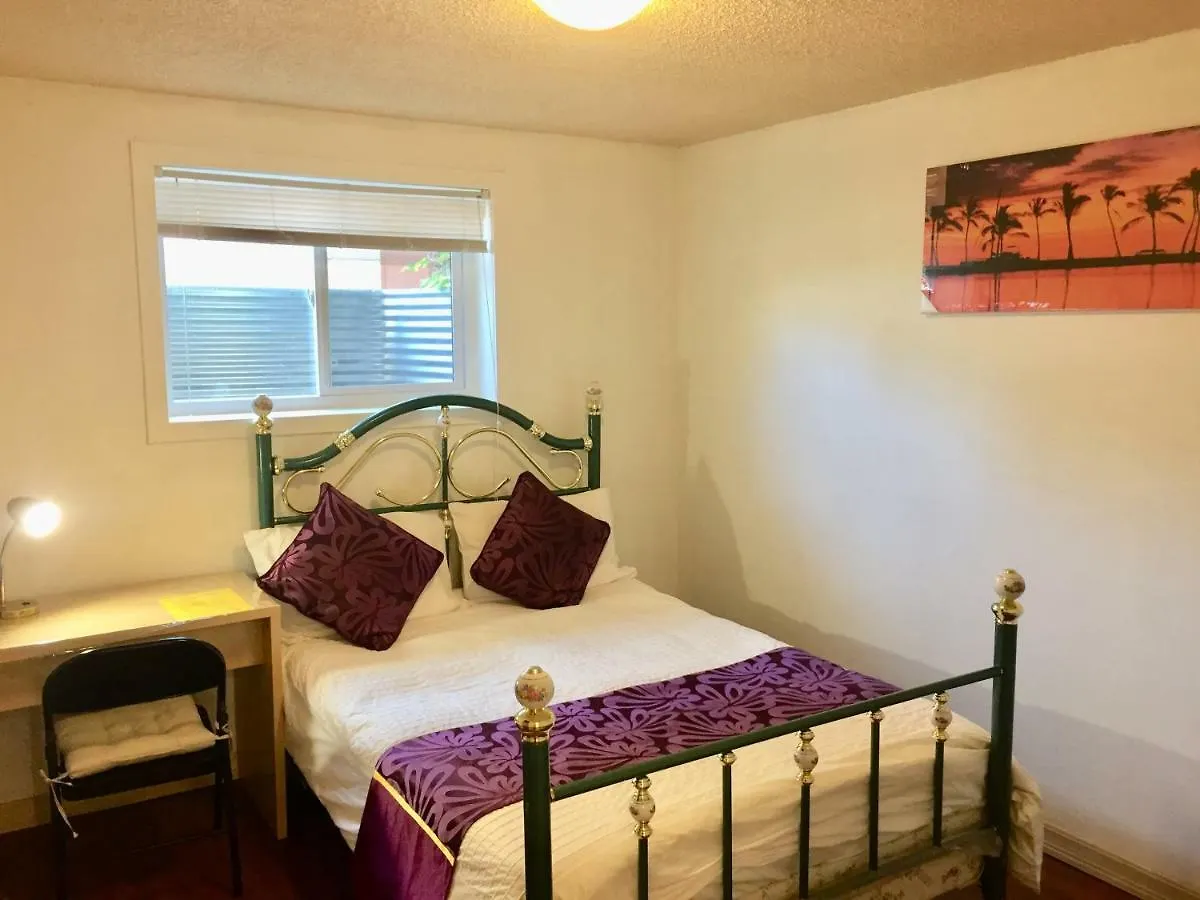 Guest house Calgary Star Cozy Home
