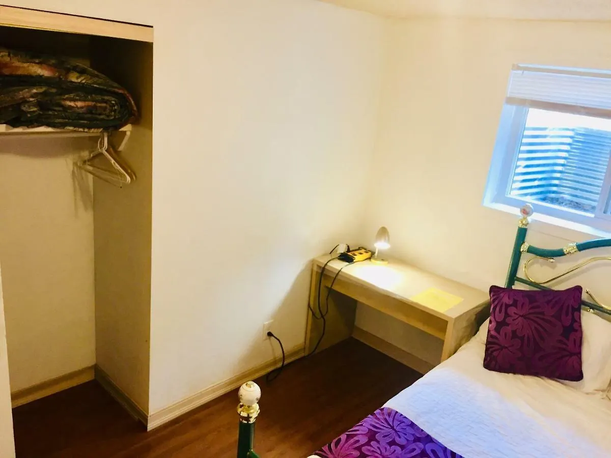 Calgary Star Cozy Home