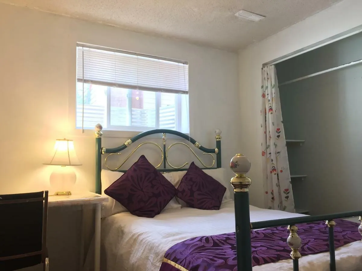 Calgary Star Cozy Home