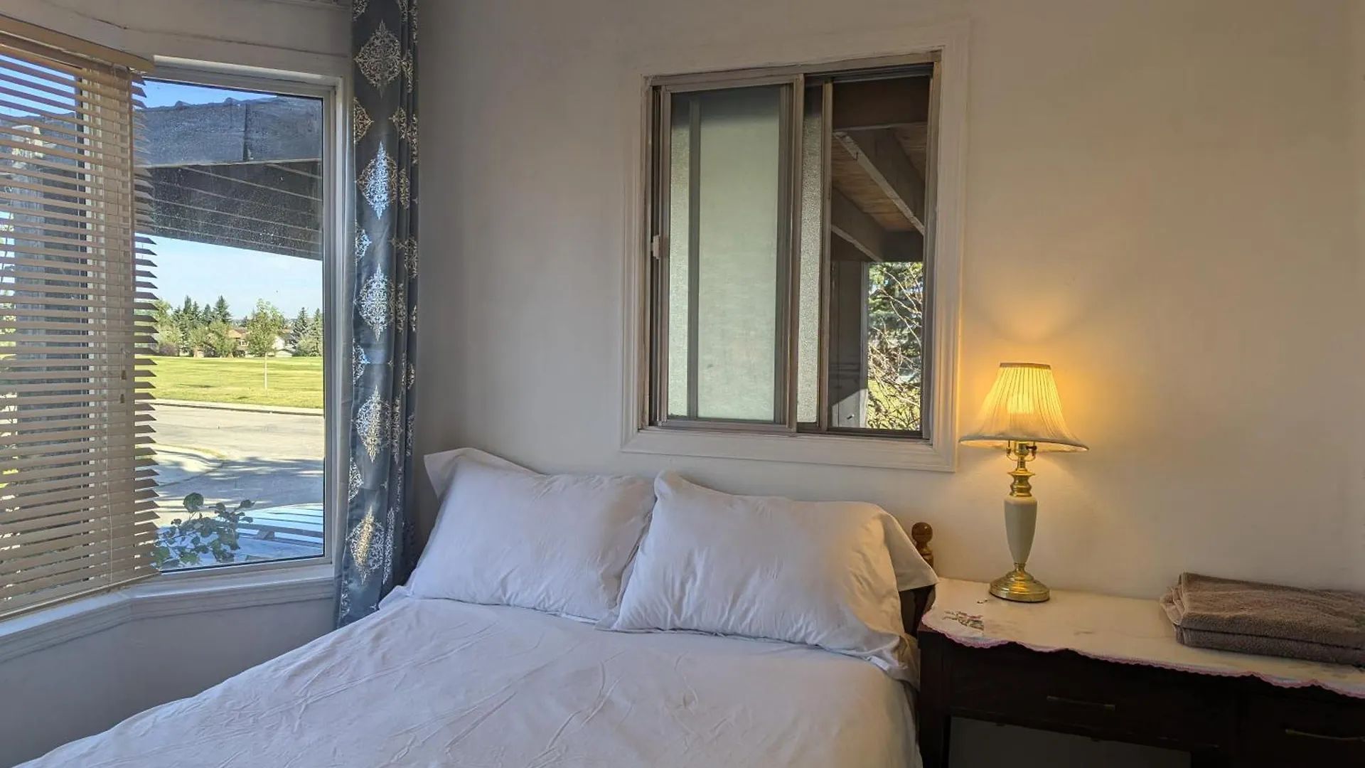 Calgary Star Cozy Home Πανσιόν
